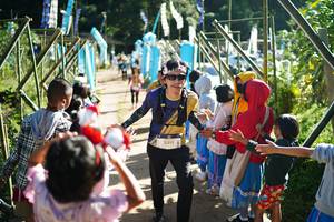 BIB: 2311
                            <button type="button" onclick="openModal(19042840)" class="btn btn-primary btn-sm float-right btn-popup" data-toggle="modal" data-target=".modal-high-quality">
                        <i class="fas fa-shopping-cart"></i> Add to Cart
                    </button>
                                            <button type="button" onclick="isThisMe(19042840, true)" class="btn btn-success btn-sm float-right btn-popup btn-isme hidden" data-toggle="tooltip" data-placement="bottom" title="นี่คือรูปของคุณใช่ไหม คลิกที่นี่เพื่อเอาเข้าอัลบั้ม">
                        <i class="fas fa-plus"></i> Add to album
                    </button>
                    <button type="button" onclick="isThisMe(19042840, false)" class="btn btn-warning btn-sm float-right btn-popup btn-isnotme hidden">
                        <i class="fas fa-ban"></i> Remove from album
                    </button>